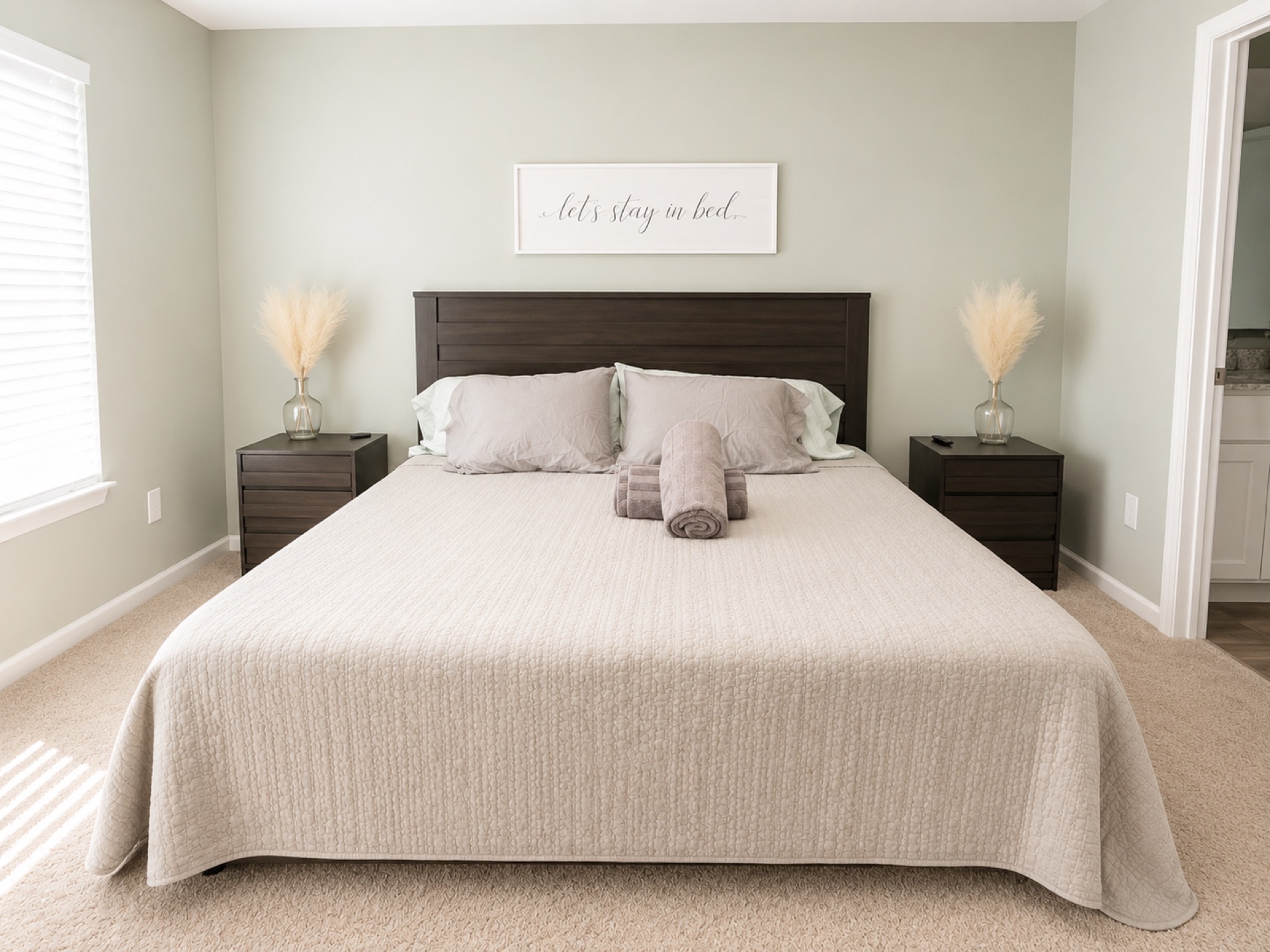 The Stillwater at Welaka — primary bedroom