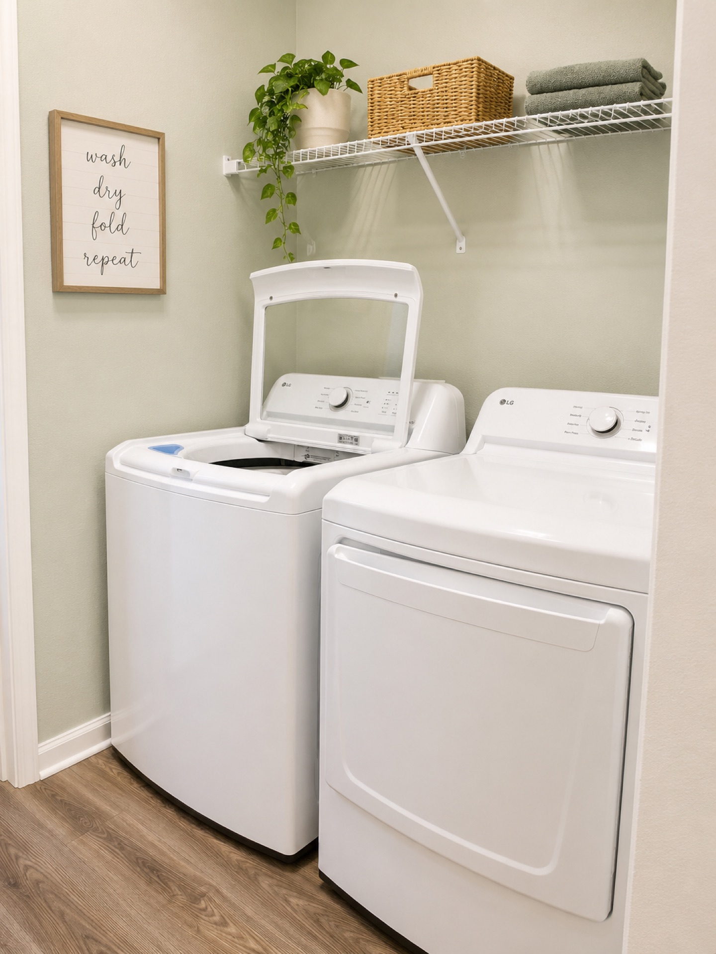 The Stillwater at Welaka — washer and dryer